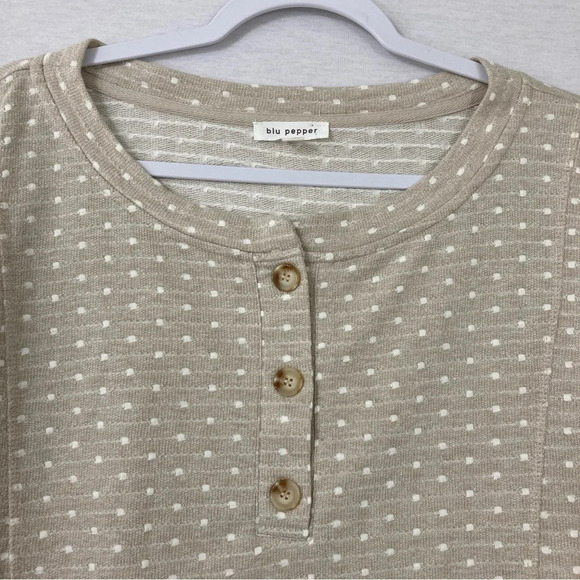 Blu Pepper Cream White Button Polka Dot Boxy Fit Knit Top Large - Picture 3 of 9